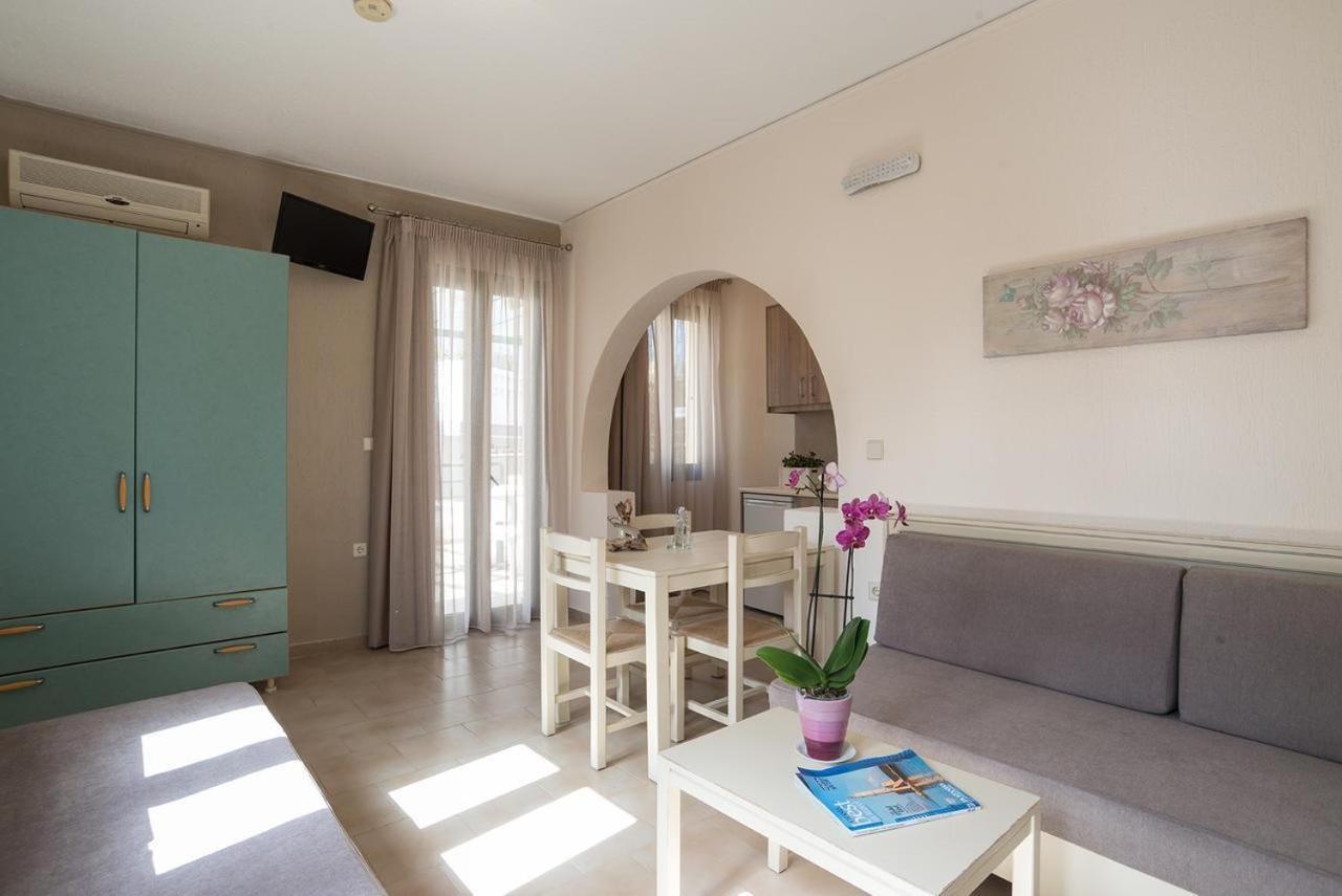 Rainbow Hotel Apartments Chania  Buitenkant foto