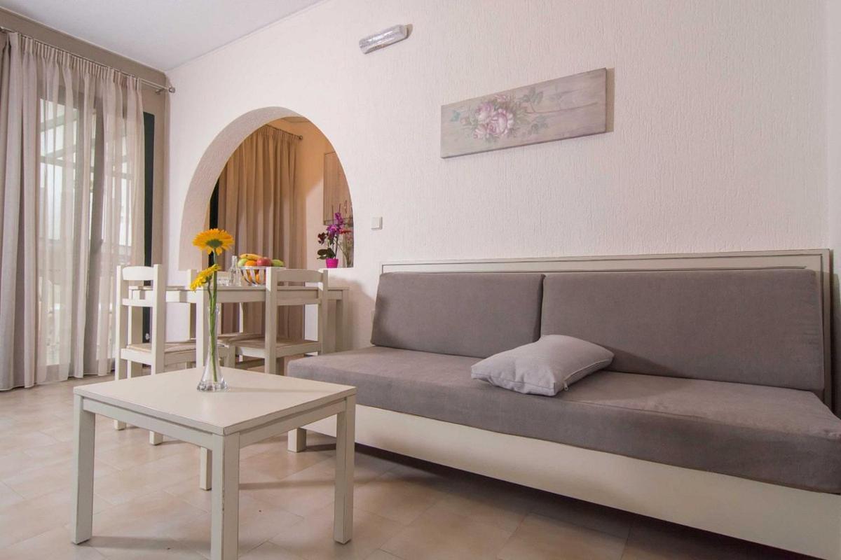 Rainbow Hotel Apartments Chania  Buitenkant foto