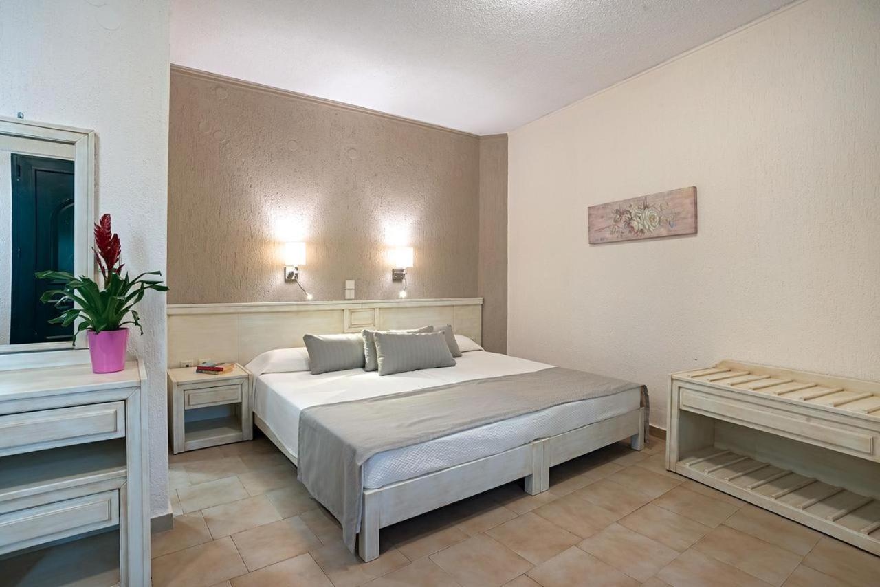 Rainbow Hotel Apartments Chania  Buitenkant foto